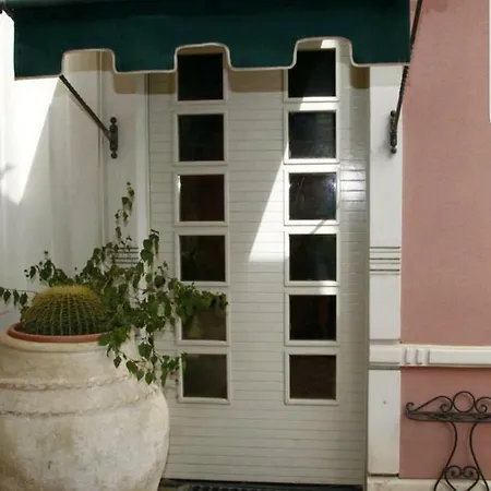 Bed & Breakfast Liberty *